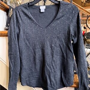 Chicos Silver studded V neck Grey sweater.Size 0. EUC long sleeves. Soft
